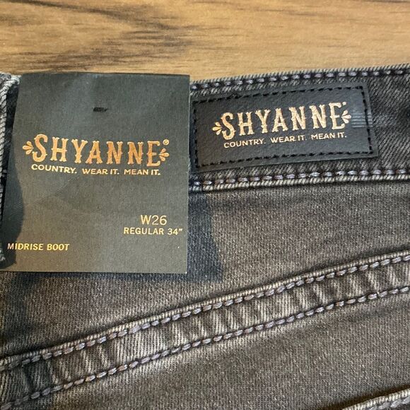 Shyanne Women’s Mid Rise Bootcut Jeans - Picture 8 of 10